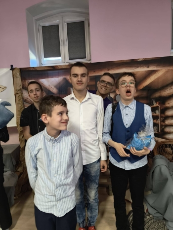 645652062_893407553574106_4877729361930447916_n