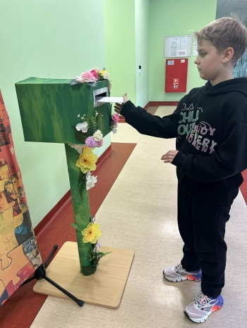 6a88d182-6160-404f-a16f-e665db0d032e