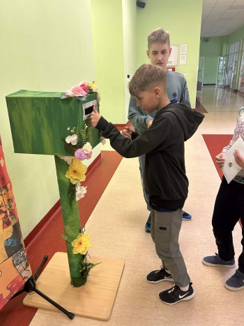 57529042-9b60-441a-9e82-c1543ef79bc3