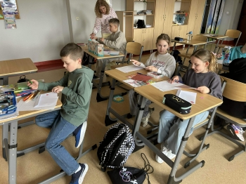 cfff6402-21ac-405d-ad2b-1b45428cdc2f