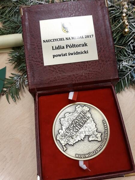 Pani Lidia Półtorak - Nauczyciel na Medal !Nauczyciel na Medal !
